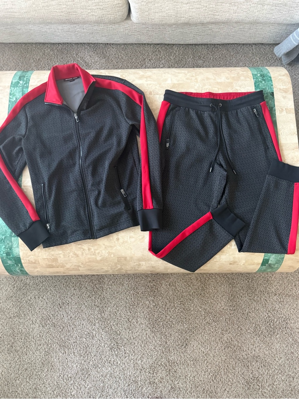 Michael Kors Men’s tracksuit 2pc outfit